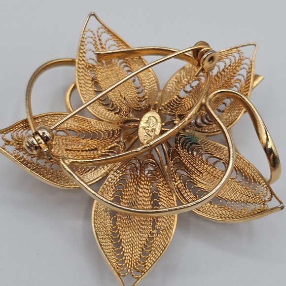 Vtg Set of 3 Vtg Gold Tone Brooches Filigree Flower Butterfly Bow Pins Elegant - Picture 12 of 16